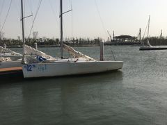 -上海滴水湖皇冠假日酒店