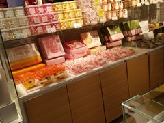 零售区-好利来(欧亚商都店)