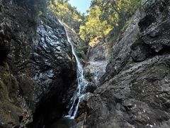 -南昆山川龙瀑布