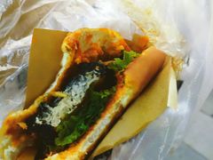 黄金豆腐夹馍-自黑豆夫·臭豆腐夹馍(四海唐人街店)