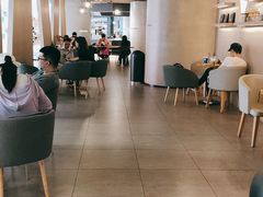 大堂-瑞幸咖啡(大都会东方广场店)