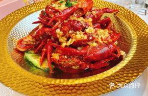 Signature Jingzhou Garlic Shrimp