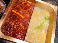 双拼锅底-王家渡火锅店(棕榈泉店)