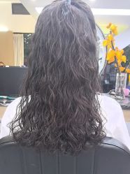 点击看大图 -诗悦发型烫染SALON