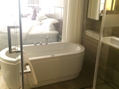 &nbsp;贵宾楼豪华双人床-新海利大酒店(拱北口岸店)