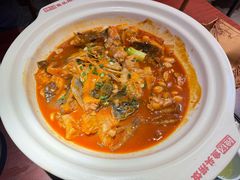 -魏铭鱼头捞饭(晋阳路店)
