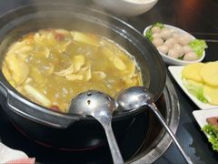 -野菌皇海景野生菌火锅(滨海大道店)