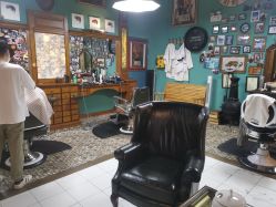-小戈男士复古理发馆barber shop