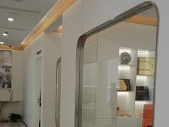 -皓齿连锁·雅贝健口腔·种植·矫正中心(虹口曲阳路店)