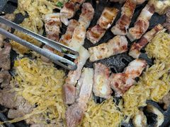 -青瓦餐厅·生鱼片·韩园烤肉(西塔店)