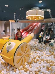 -奈尔宝家庭中心·亲子餐厅(北京东坝万达店)