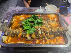 -老街烧烤大排档·地道湖北菜·龙虾馆(汉口火车站店)