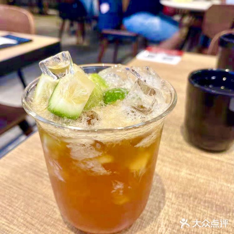 最后是他们家的这个招牌主食啦!里面的牛肉挺大块