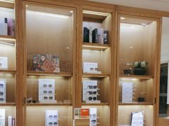 -宝丽眼镜(湖墅店)