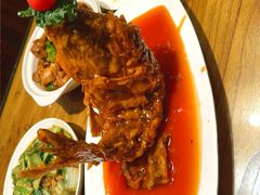 -泉畔人家·老济南经典鲁菜(大明湖店)