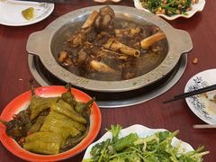 -聚首堂·特色小吃·肘子(什刹海德胜门店)