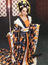 -盘子女人坊生日照·摄影馆(华强店)