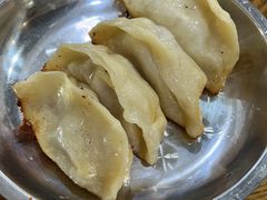 -黄阿姨锅贴大王(万航渡路店)