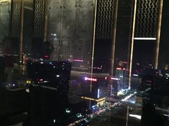 夜景-万达文华酒店·48F云端窗景美食汇自助餐厅