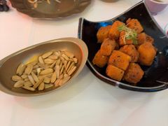-桂满陇·手作小笼包&江南叫花鸡(中山公园店)