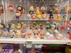 -泡泡玛特POPMART(国金街店)