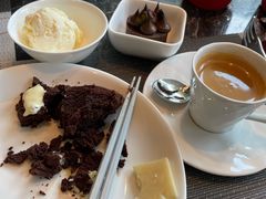 巧克力面包布丁配香草汁-北京港澳中心瑞士酒店·瑞士咖啡厅·自助餐