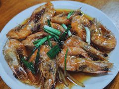 油焖大虾-温州一家人美食(西木头市店)