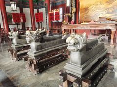 -开封府