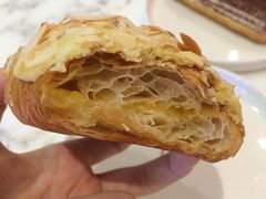 杏仁羊角-WHEAT&BAKER-麥(凯德来福士店)