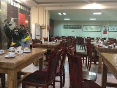 大堂-溢心园香河肉饼总店