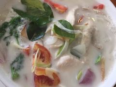 椰奶鸡汤-两兄弟Song Pee Nong(2号店)