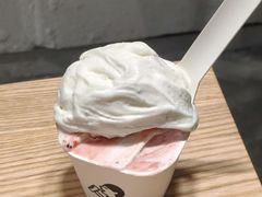 -喜茶(上海打浦桥日月光gelato lab+店)
