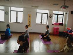 -爱尔乐美孕产瑜伽·普拉提