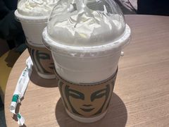-星巴克(七宝领展广场1F店)