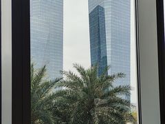-大中华希尔顿酒店-念自助餐·嗨啤·小龙虾