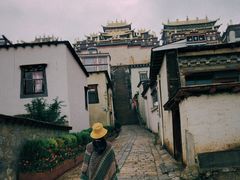 -噶丹松赞林寺