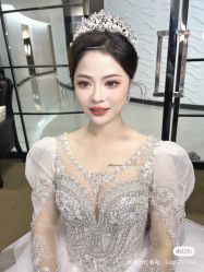 -挪娅婚纱摄影皇家会所