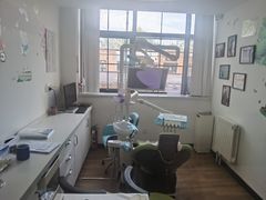 -极橙儿童齿科矫正中心(奥城店)