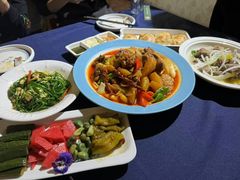 -伊带伊路新疆美食府(呼家楼店)