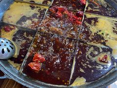 -铜元老码头鳝鱼火锅