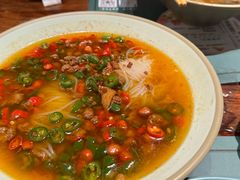 -八月美食小馆(银泰城总店)