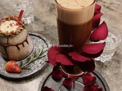 -BE NORMAL CAFE(霞溪路店)