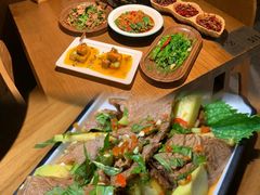 -隔壁老王·家常云南菜(花巷店)