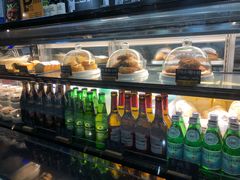 面包甜点陈列柜-HELLO 27 意面·沙拉·帕尼尼