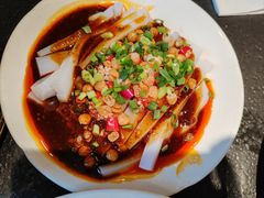 -万重锦·人文川菜馆(骡马市店)