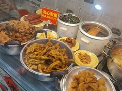 -柳州肥姨妈大骨螺蛳粉(东靖路店)