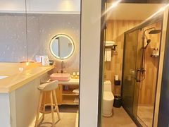 -闲隅江景艺术酒店(解放碑洪崖洞总店)