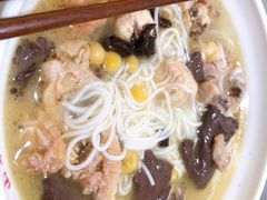 -文山荷鲜居(翠湖店)