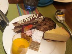 -岷山饭店-芝芝自助餐厅