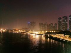 -南京眼步行桥
